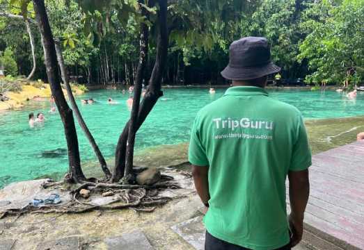 Krabi: Tiger Cave Temple, Emerald Pool and Hot Springs Tour