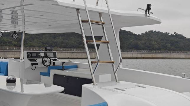 【珠海遊艇租賃】珠海日月貝格力 45英尺網紅派雙體遊艇 包船出海+自駕體驗