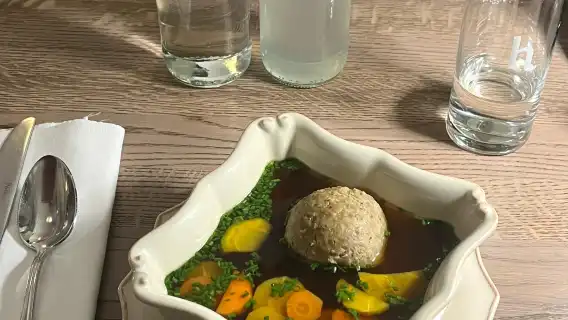 Vienna, Austria Huth Gastwirtschaft restaurant reservation service