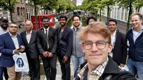 Delft: tour de medio día de Vermeer con visita a la iglesia y al museo