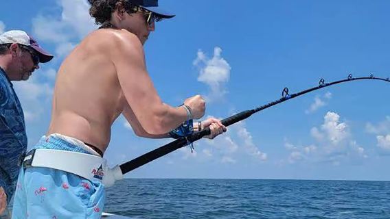 ฐานตกปลาทะเลแบบ immersive ที่ซานูร์/จิมบารัน ทางตอนใต้ของบาหลี