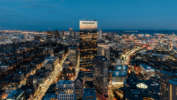 Terrazza panoramica di Boston con ingresso alla Galleria d'Arte 365 e al bar sul tetto Stratus
