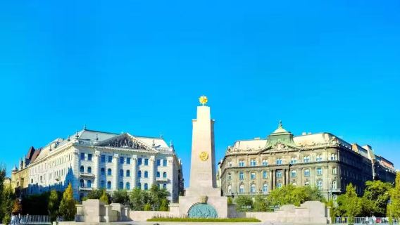 Vienna round-trip: Hungary Budapest 1-day tour (cross-country route English group)|13 hr