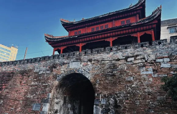 湖南邵陽寶慶府古城牆+北塔+蔡鍔故居一日遊中英文服務不含門票