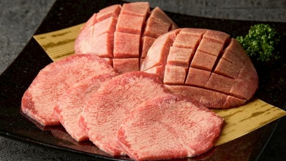 【肉屋台所 宮益坂店】燒肉自助套餐(附軟飲或酒類飲品無限暢飲) 餐券八選一