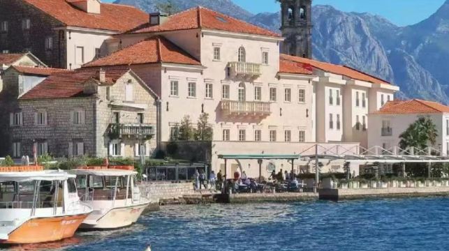 貝爾格萊德-米哈伊洛大公街-卡萊梅格丹公園-等包車遊