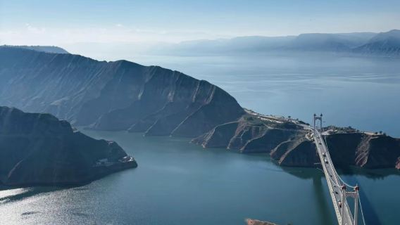 1-day tour · Bingling Cave-Temple · Lanzhou designated pickup + Liujiaxia Bridge + pure leisure