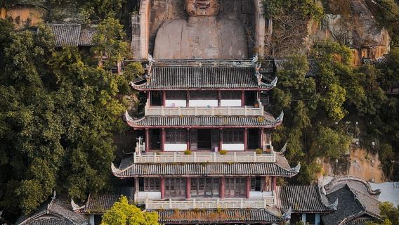 Tagesausflug mit Privattransfer zum Großen Buddha von Rongxian, dem Salzindustriemuseum und der Shenhaijing-Bohrung in Zigong, Sichuan, mit englischsprachigem Service