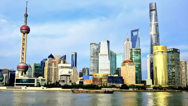 Transfert à l'aéroport de Shanghai, découvrez les points forts impressionnants de la ville (comme le jardin Yuyuan, le Bund, etc.)