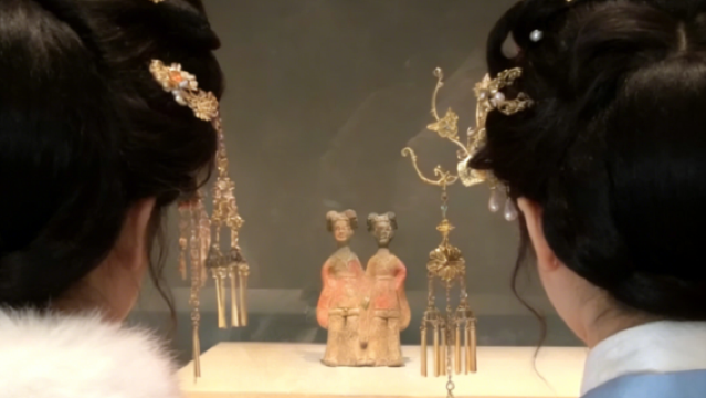 Lawatan setengah hari di Muzium Luoyang [Tempahan tiket masuk + penerangan berpandu 2 jam oleh pakar + pilihan pembelajaran]