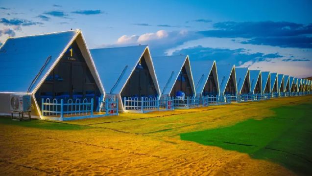 中衛沙坡頭·過夜露營【【中衛騰格里·沙域胡楊沙漠星空宿集】2天1晚沙漠觀景房】