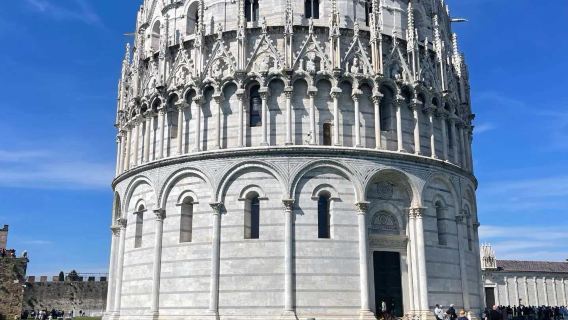 Lawatan Sehari Renaissance di Lucca Bandar Lama, Pisa + Piazza dei Miracoli dan Prato Itali