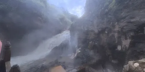 長三角之星號豪華專列火車 新疆烏魯木齊 賽里木湖胡楊林阿克蘇 深度體驗東方美學移動行宮