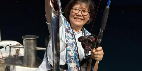 新北|基隆豪華遊艇海釣|品嚐新鮮漁夫海鮮麵(粥)