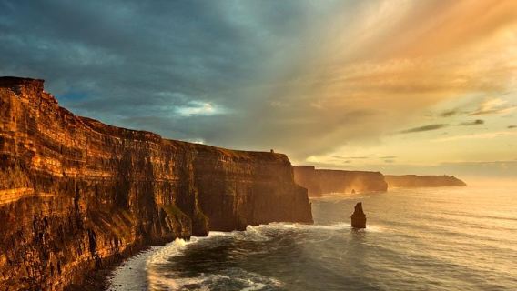 Cliffs of Moher and More: Full-Day Tour from Cork