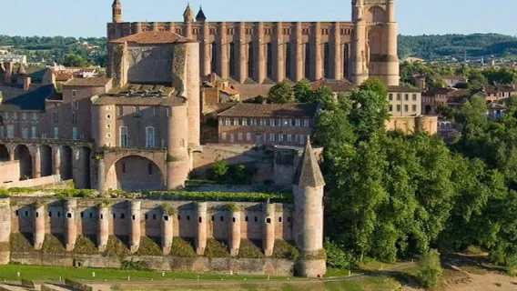 Albi y Cordes-sur-Ciel: Excursión de un día desde Toulouse + Audioguía