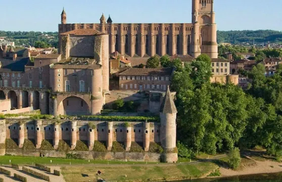阿爾比及科爾德天空之城：圖盧茲出發日遊 + 語音導覽