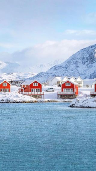Arctic Cathedral + Fjellheisen + Tromso Fjords + Arctic Tromso Private Charter 1-Day Tour