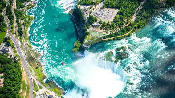 Półdniowa wycieczka dla małych grup z Buffalo: szczegółowe zwiedzanie Niagara Falls