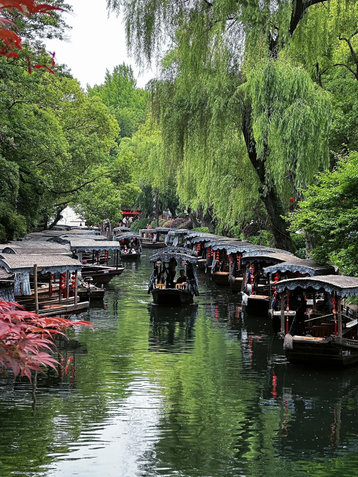 Zhejiang Huzhou + Nanxun Ancient Town + Zhuangyuan Street + Tiefo Buddhist Temple (Guides available in Chinese, English, Russian, German, Italian, French, Thai, etc.)