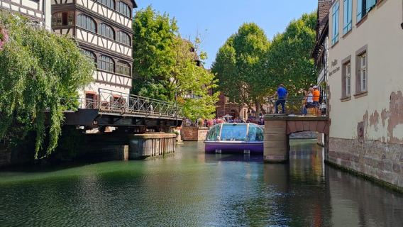 Degustation and Walking Tour in Strasbourg