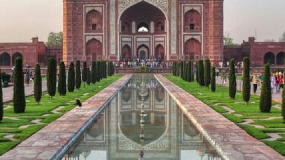 Da Delhi: tour privato del Taj Mahal e di Agra con pranzo a 5 stelle