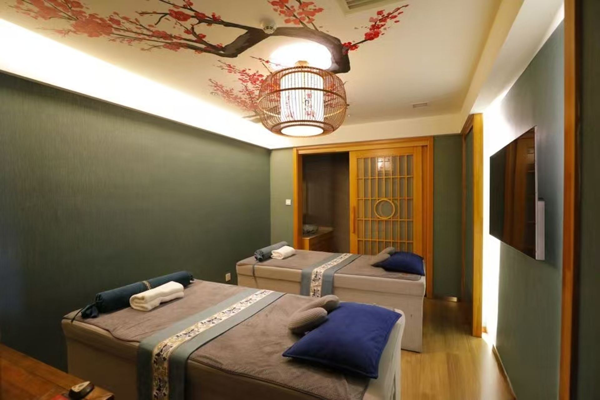 北京千子蓮湯泉【來廣營店】(足底按摩+暖泉浸泡+果飲自由+自助美食暢享)