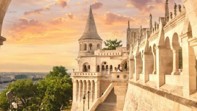 匈牙利布達佩斯市區-英雄廣場-布達城堡-包車-精選