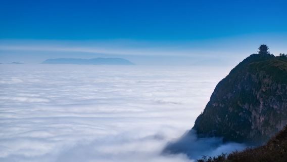 Chengdu Departure: 1-Day Tour to Mount Emei [12H Private Charter/Leidongping Monkey Watching/Golden Summit Sea of Clouds]
