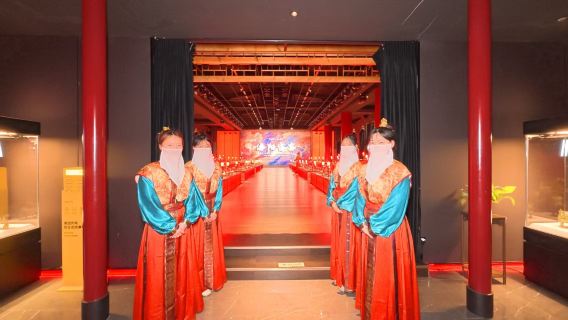 เหอหนาน ลั่วหยาง กงเยี่ยน (สาขาอิงเทียน) [อาหารชาววัง + การแสดงดนตรีและเต้นรำในวัง + ประสบการณ์งานเลี้ยงในวังแบบดื่มด่ำ]