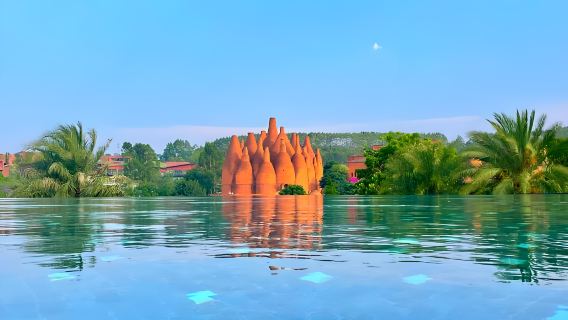 Mile Dongfengyun Scenic Area + Keyi Town And Ancient Village + Jinping Mountain private guided day tour