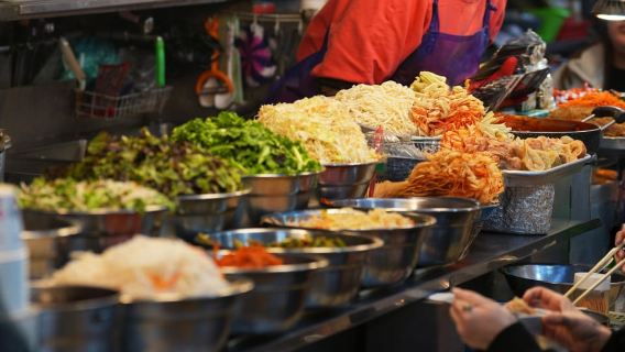 Seoul: Gwangjang Market Vegan & Vegetarian Food Tour