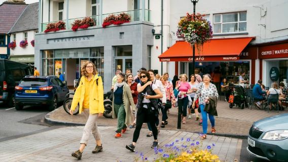 Westport: Fun-filled walking tour of a beautiful town