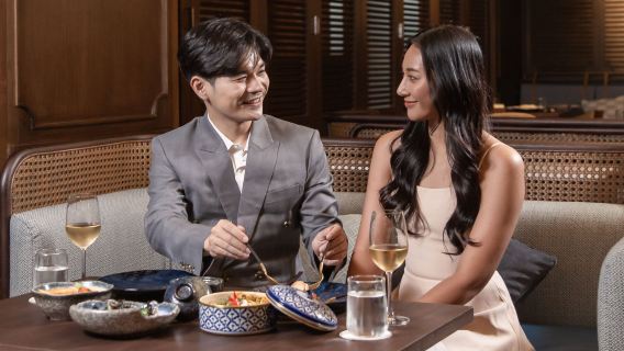 촘신드 정통 태국 레스토랑 - 런치 또는 디너