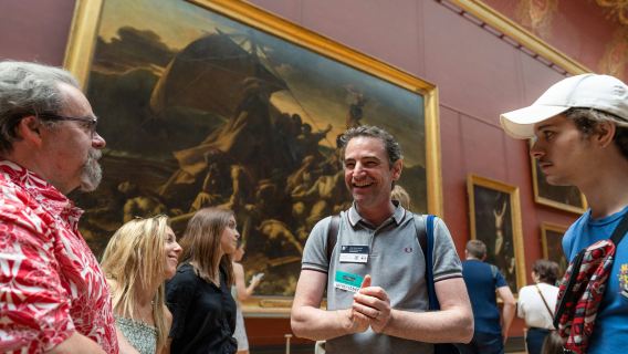 Louvre Museum: Dedicated Entry + 1.5-Hr Guided Tour