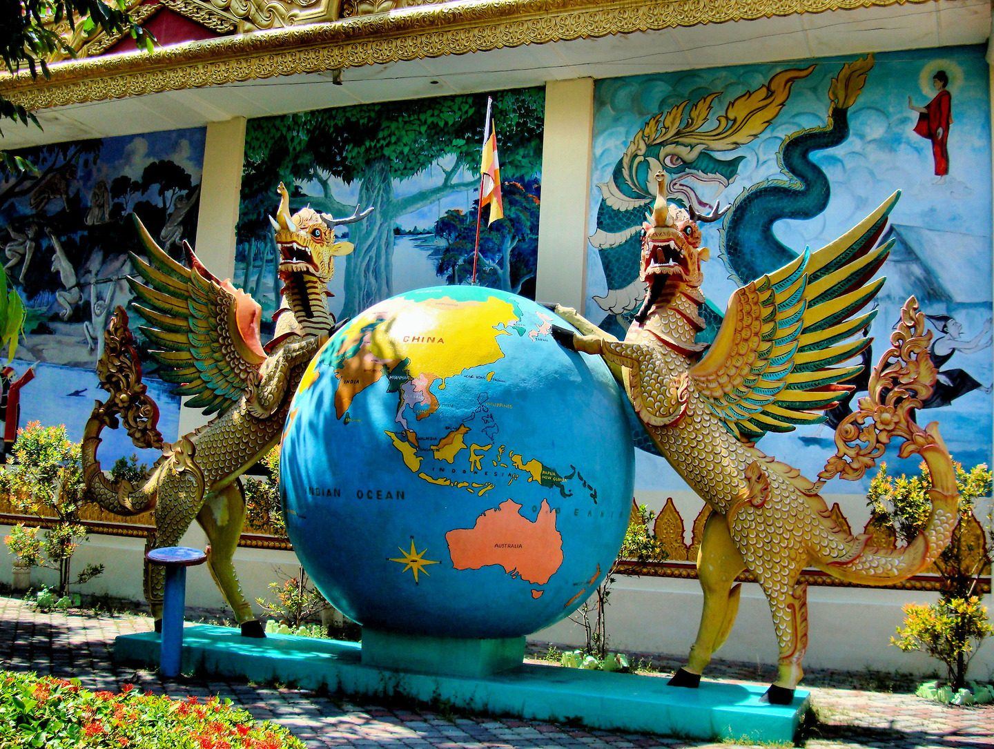 Tour di un giorno alla via dell'arte, al ponte dei cognomi, al tempio del Buddha sdraiato, alla chiesa di San Giorgio e al padiglione di Guanyin (con guida)