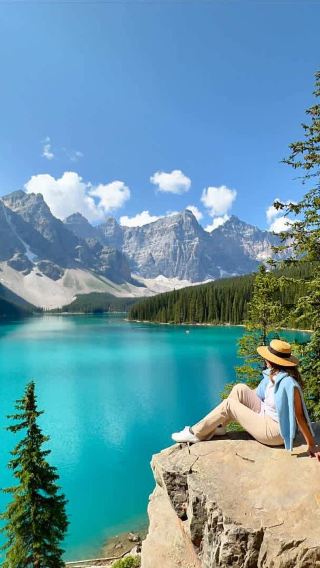 Banff area & Lake Louise & Moraine Lake & Johnston Canyon exploration tour [group tour]