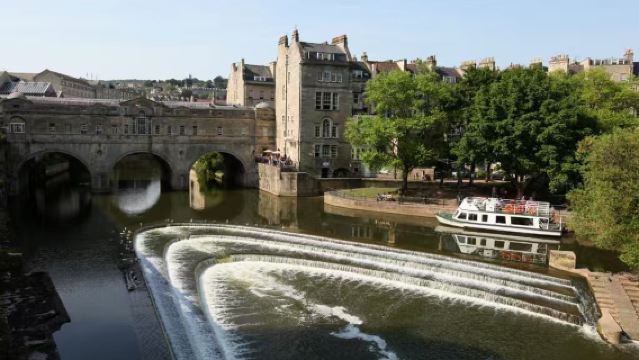 英國巴斯小眾旅遊路線:巴斯小鎮3處景點+侏羅紀海灣一日遊