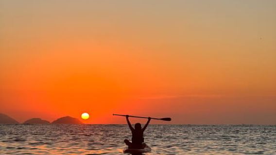 Sunrise Paddle boarding a Rio - Oppure durante il giorno