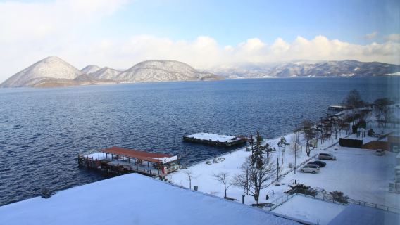 日本登別地獄谷+洞爺湖+昭和新山【札幌-函館單程，中文司機】