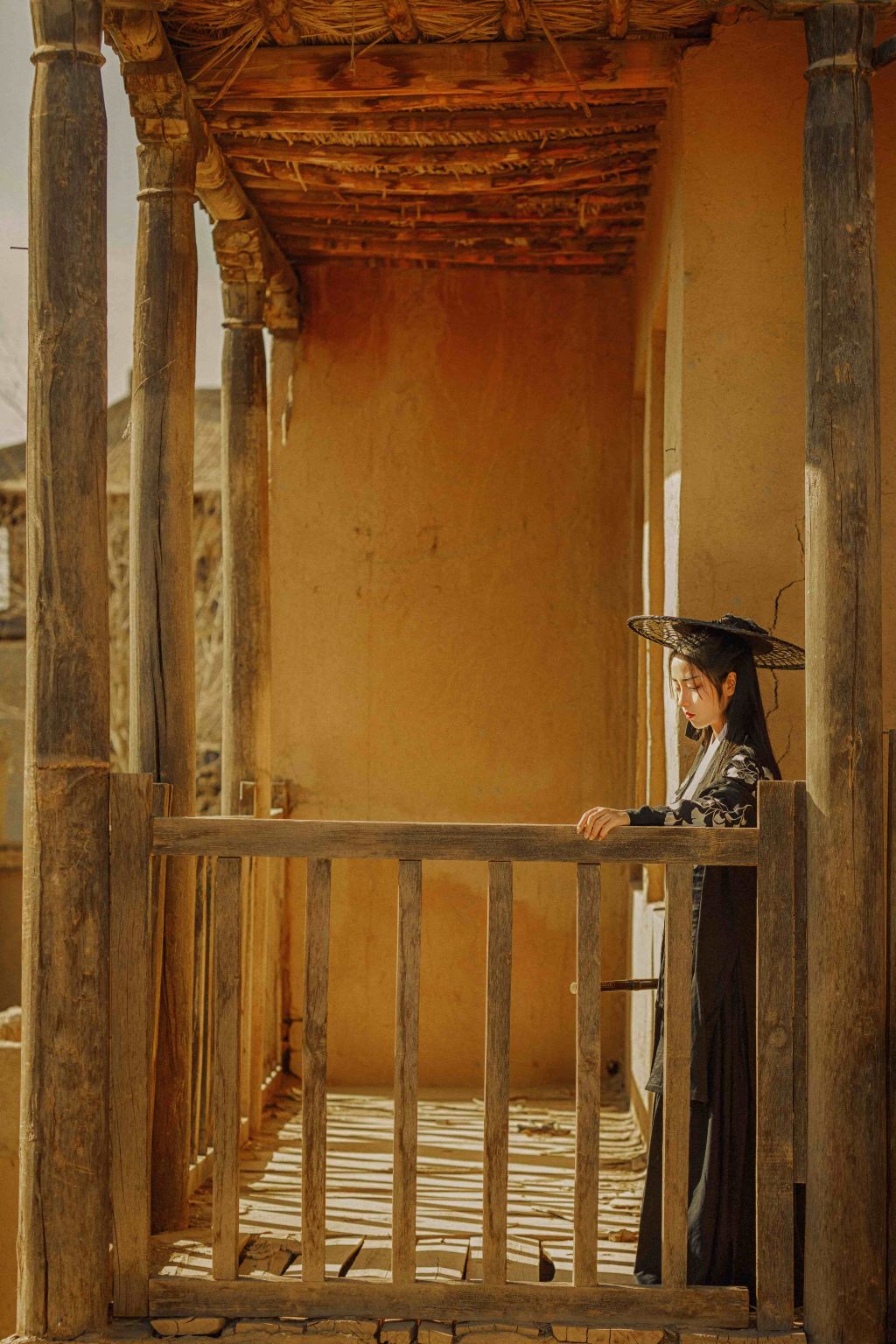 Emin Trip Moments[Wild Fruit Forest/HNA Grassland Multilingual Photographer Guide with Car Service, Photography, Aerial Photography, and Portrait Sessions]