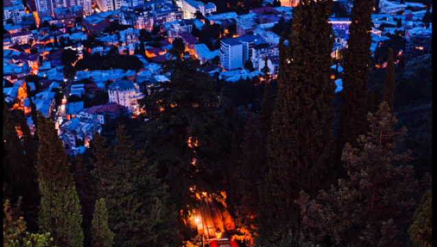 喬治亞第比利斯+阿娜努日要塞+斯提潘茨明達聖三一教堂一日遊