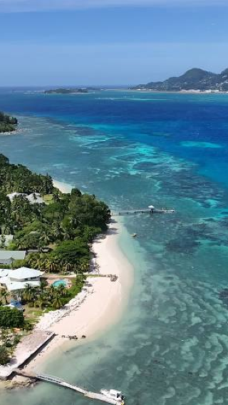 Seychelles Mahe Island classic 1-day island hopping tour private group with hotel transfer