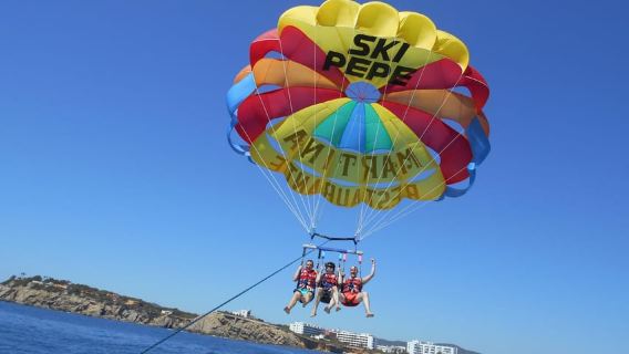 Santa Eulària des Riu: Parasailing Boat Cruise with Drinks