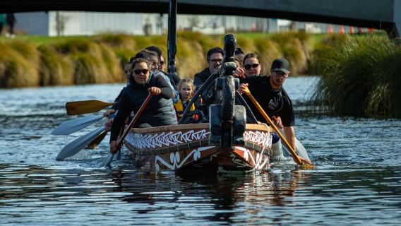 Christchurch: Experiência de Remo em Waka e Cultural (75 min)