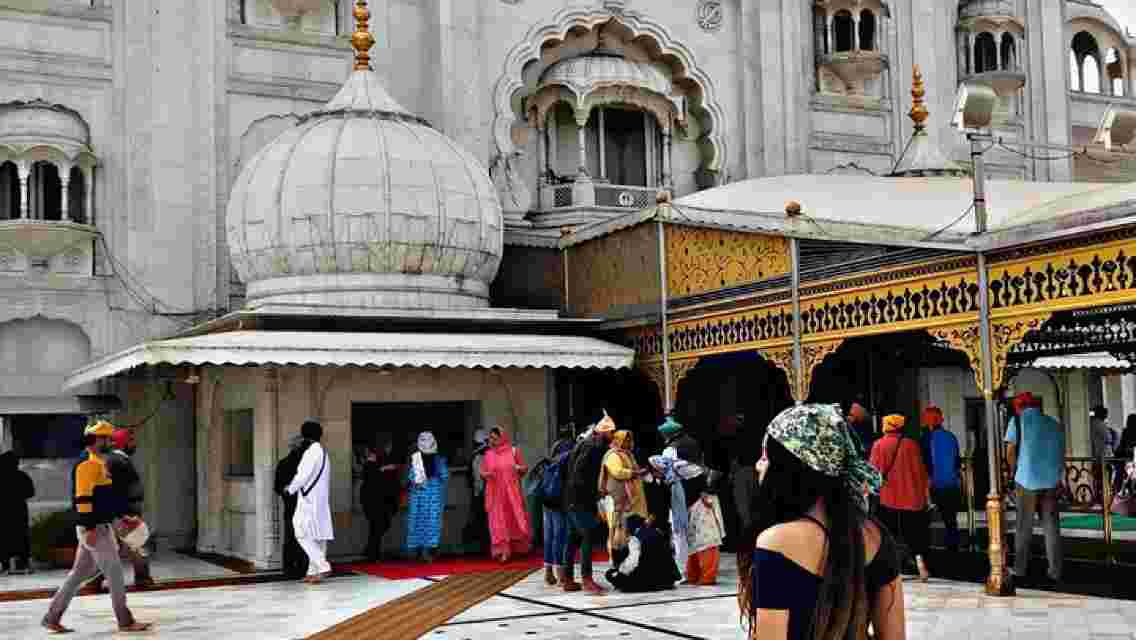 Amusing Old Delhi & Sikh Religious Tour