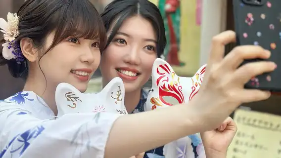 日本東京淺草寺蕾絲/振袖/浴衣和服租賃和服體驗簡易髮型配飾齊全 跟拍攝影 琉璃