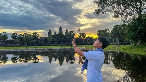 Tour all'alba di Angkor Wat per piccoli gruppi con colazione