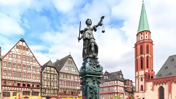 法蘭克福大教堂+羅馬廣場+歌德故居薩克斯豪森老街【普通話專車】