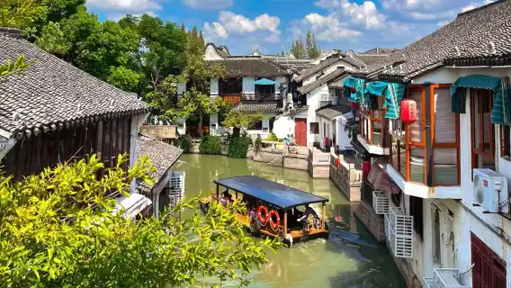 上海朱家角古鎮水鄉包團半日遊（可選手搖船+古鎮特色小吃）